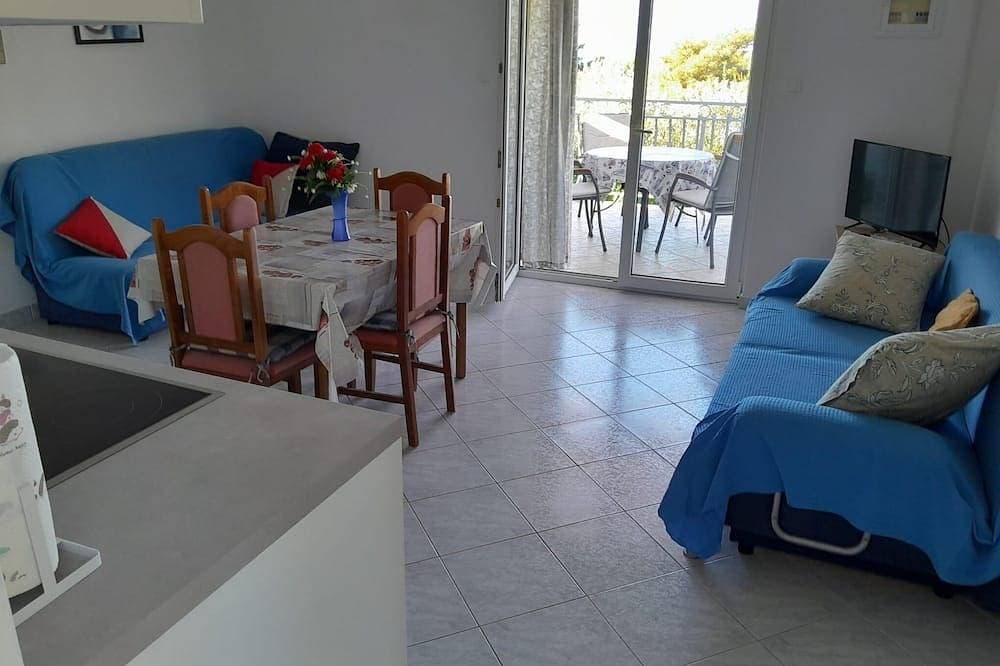 Foto 4 von 11: 1-Zimmer-Ferienwohnung am Strand Maslinica, Solta