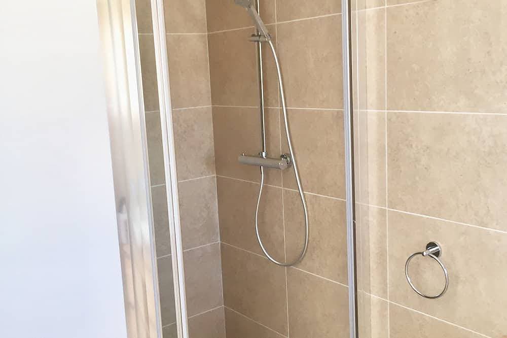 Foto 11 von 29: Schöne freistehende Villa auf einem privaten, sicheren Grundstück mit Pool