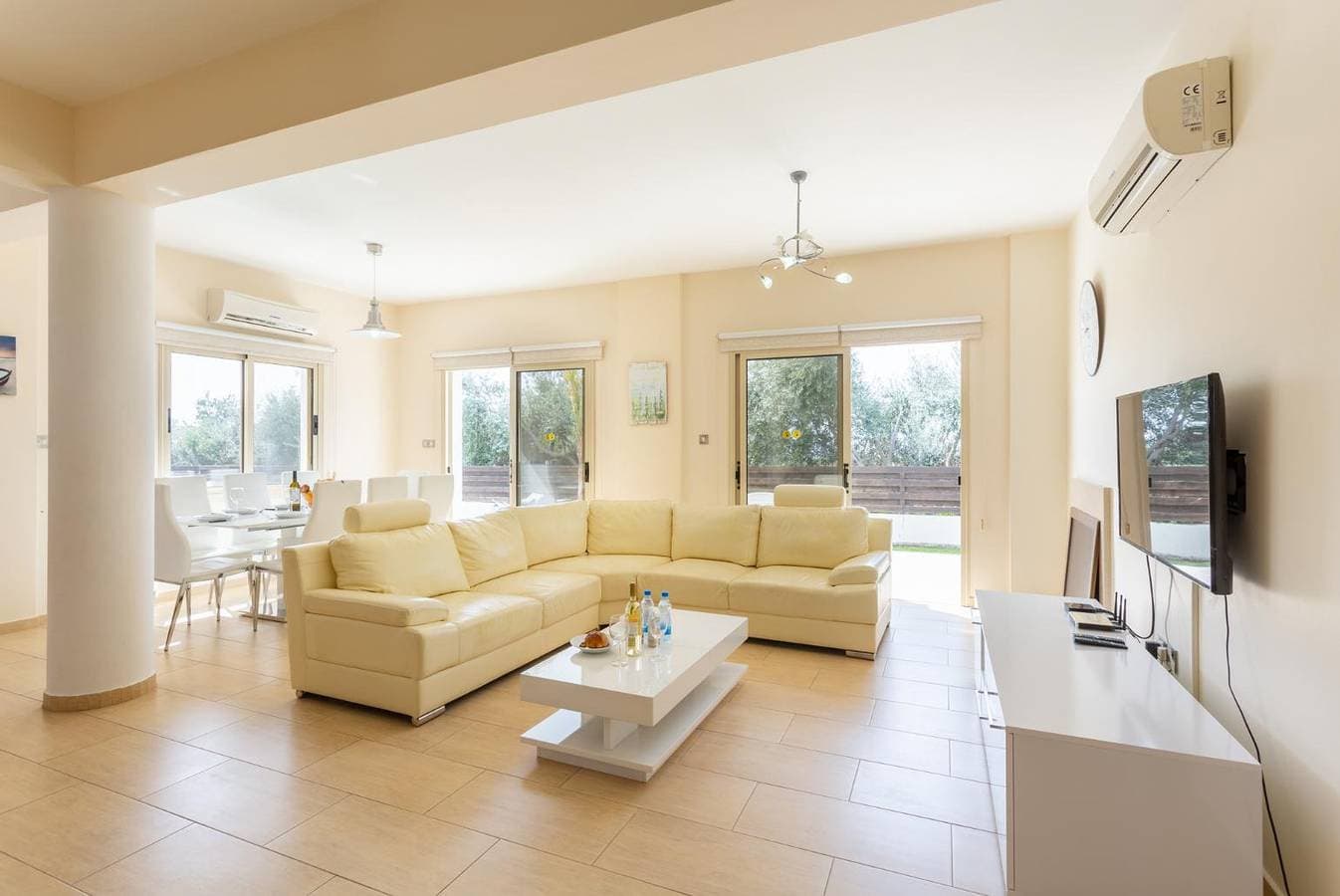 Foto 12 von 37: Villa für 8 Personen mit Meerblick