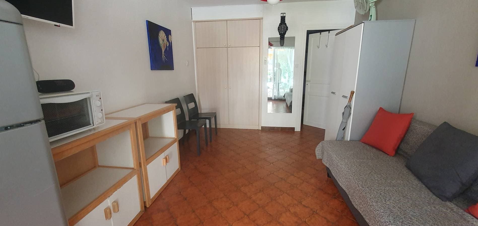 Foto 5 von 11: Studio für 4 Personen mit Terrasse