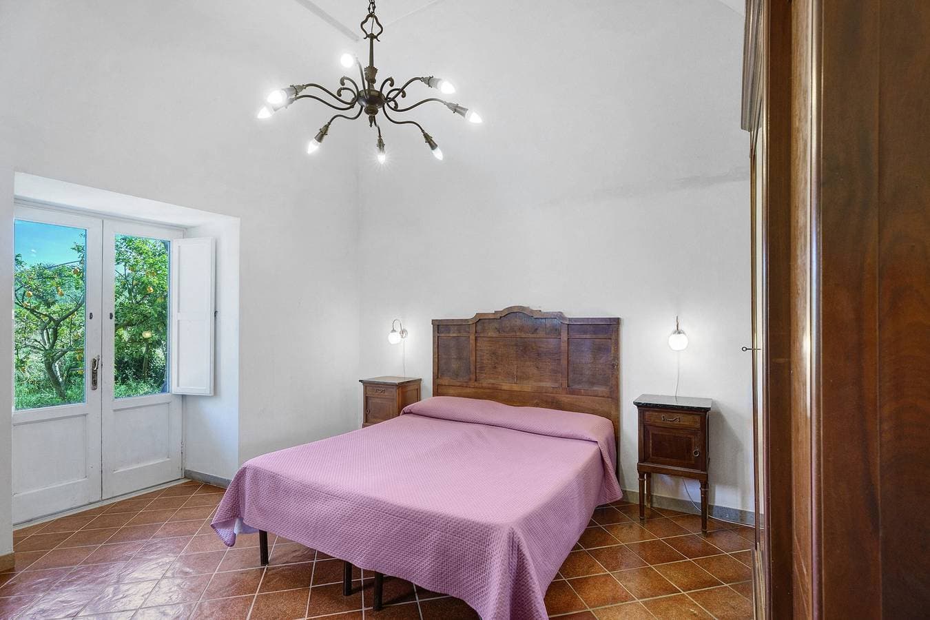 Foto 3 von 15: Le Tore – Volta Erdgeschosszimmer mit Terrasse & Gemeinschaftsgarten, WLAN