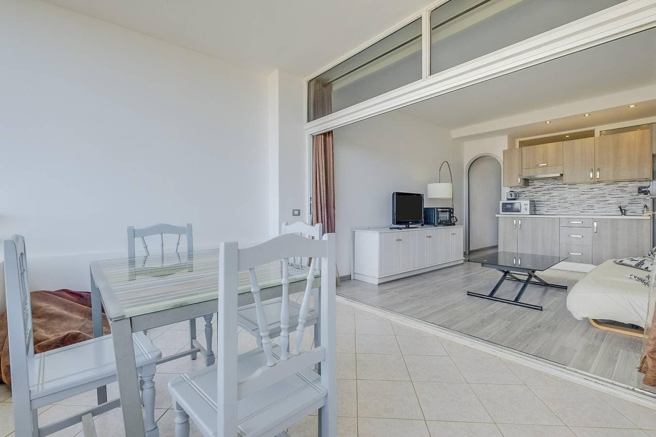 Foto 8 von 24: Charmante Ferienwohnung "Mar Azul Del Sur" mit Meerblick, WLAN, Terrasse & Gemeinschaftspool