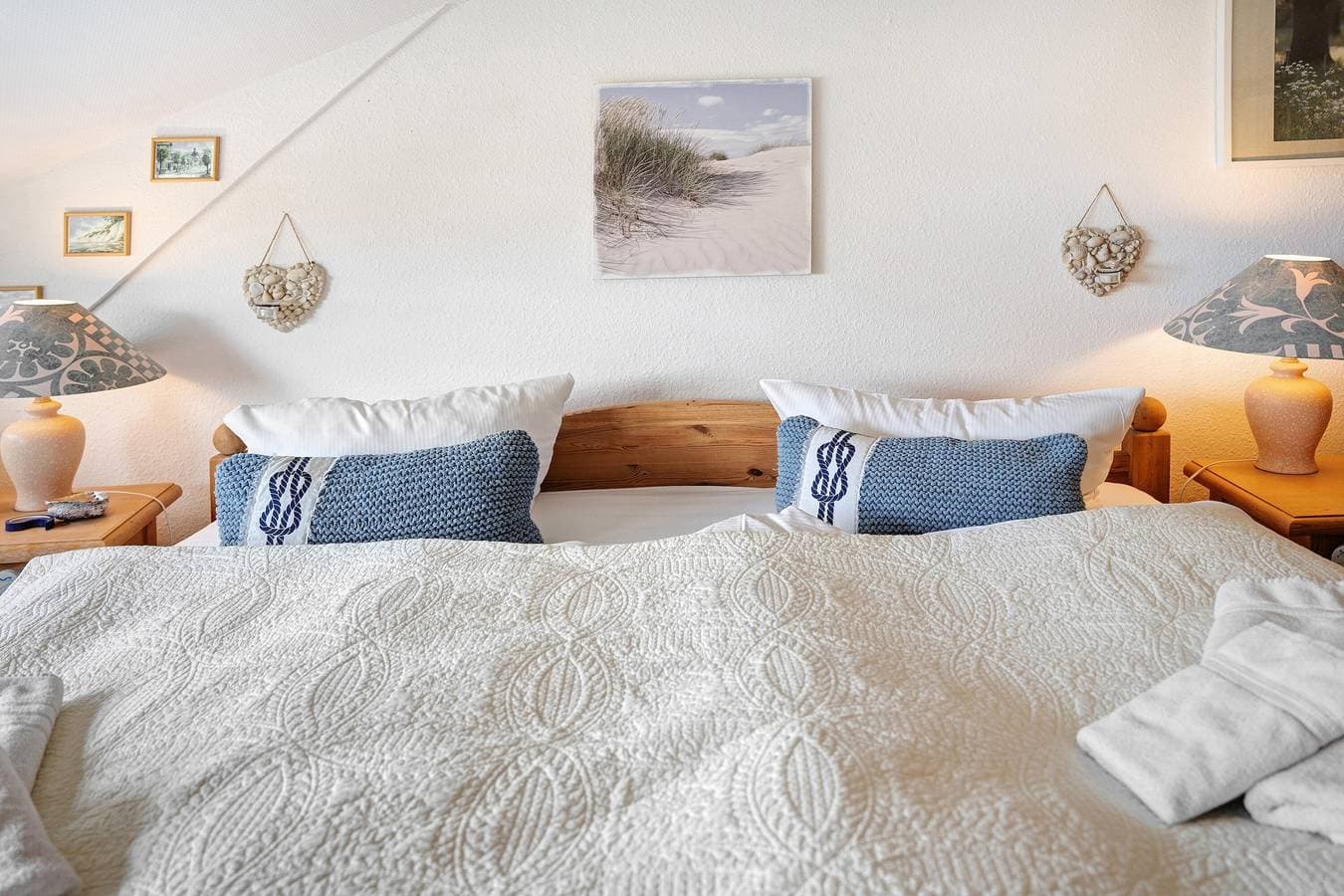 Foto 13 von 25: Ferienwohnung 'Fewo Yachthafenblick Nr 5' mit Meerblick, privater Terrasse und WLAN