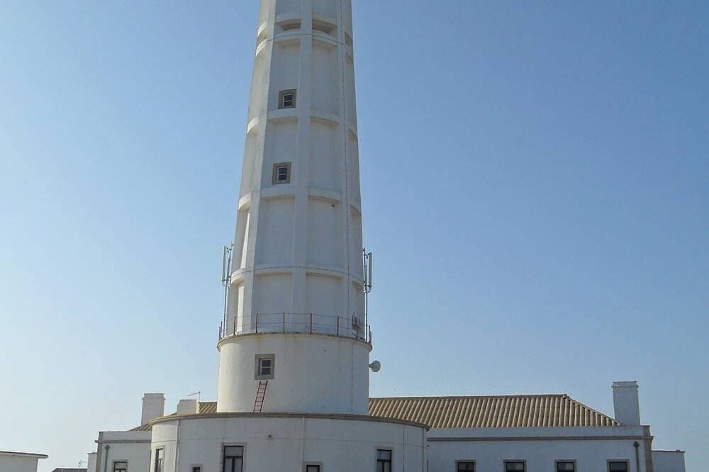 Foto 12 von 23: Ein schönes Haus mit Blick in Olhao, Algarve