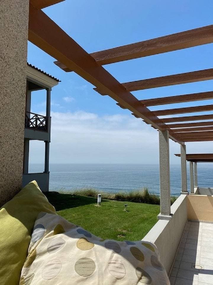 Foto 2 von 34: Sunset House With Seaview & Terrace