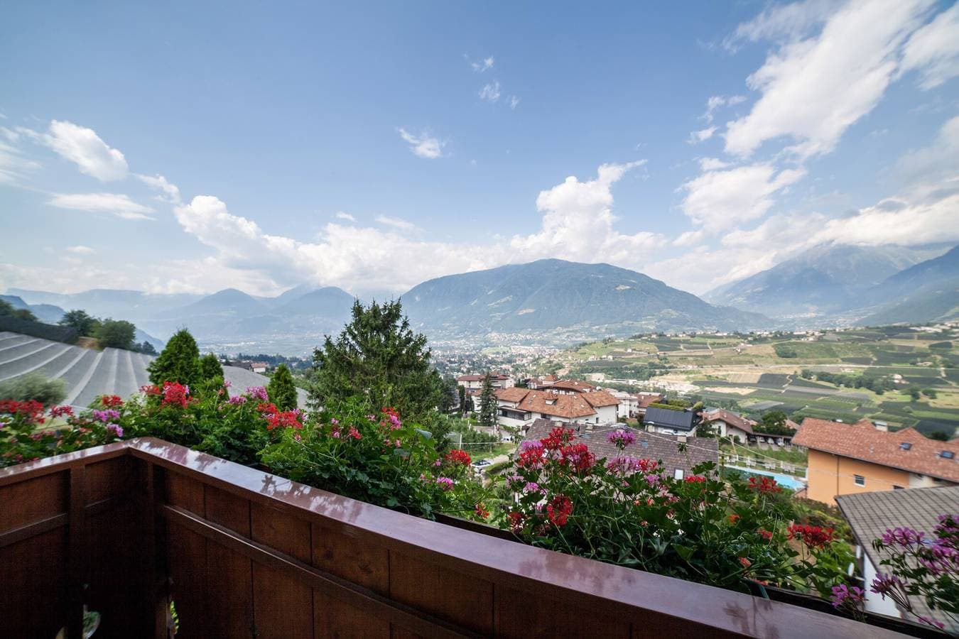 Foto 9 von 21: Ferienwohnung "Laugen Rainegg" mit Bergblick, WLAN, Garten & Balkon