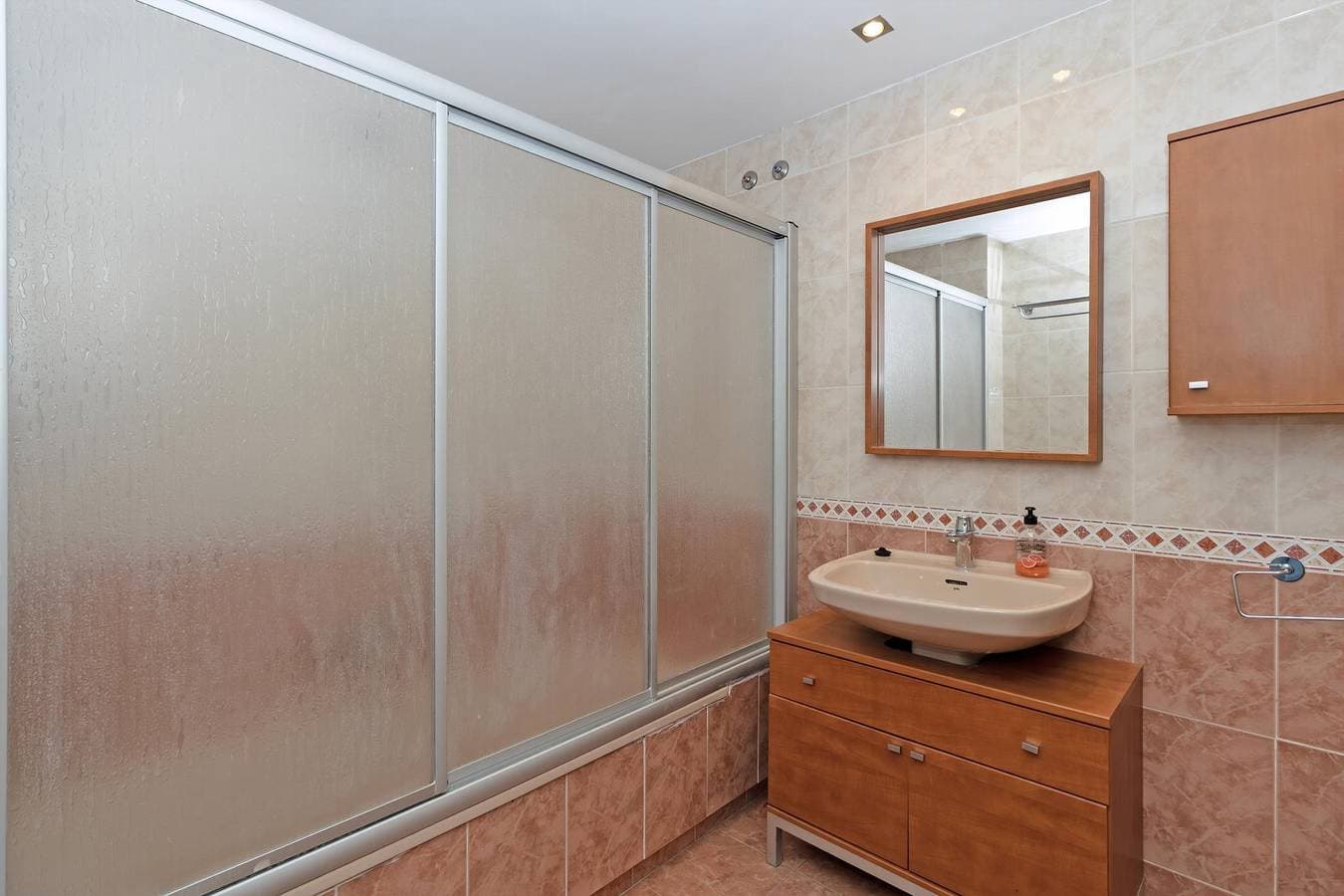 Foto 9 von 27: Ferienwohnung für 4 Personen mit Terrasse