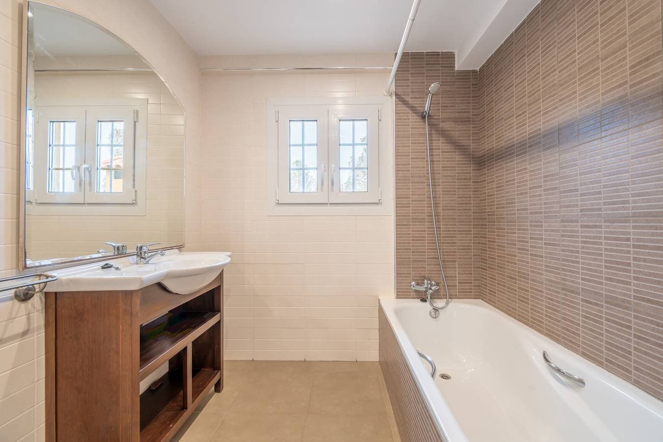 Foto 9 von 37: Ferienhaus 'Alegria' mit Bergblick, privatem Pool und WLAN