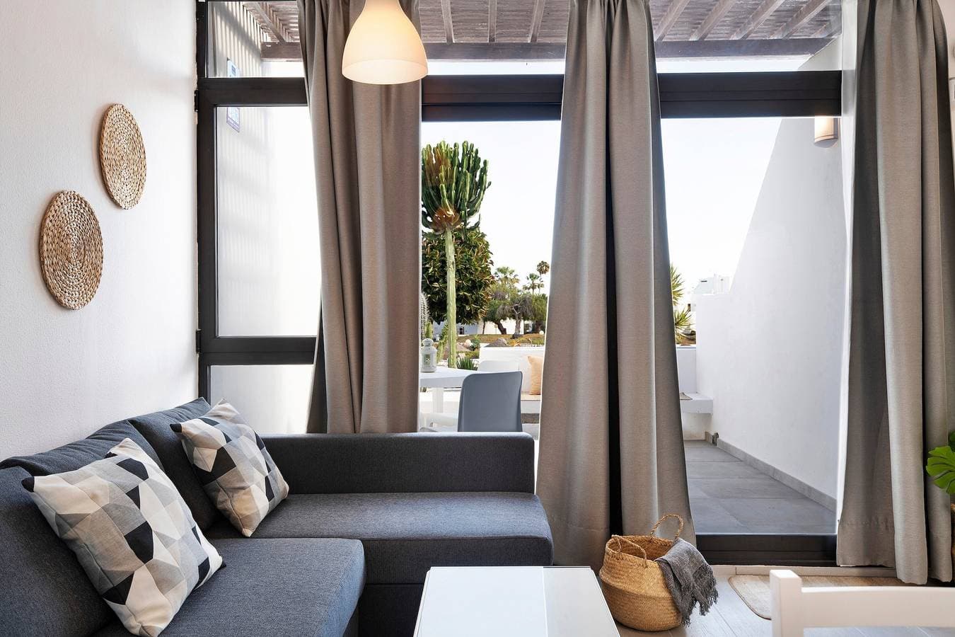 Foto 9 von 23: Studio Calimar Los Molinos mit Pool, WLAN und Terrasse