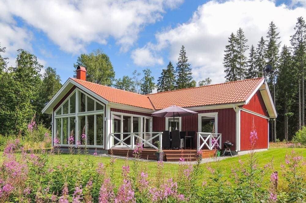 Foto 7 von 30: Modernes Haus mit hellem Dekor, mit Blick auf den See