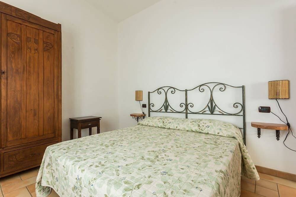 Foto 2 von 23: Panorama-Wohnung in der Villa; Arbus
