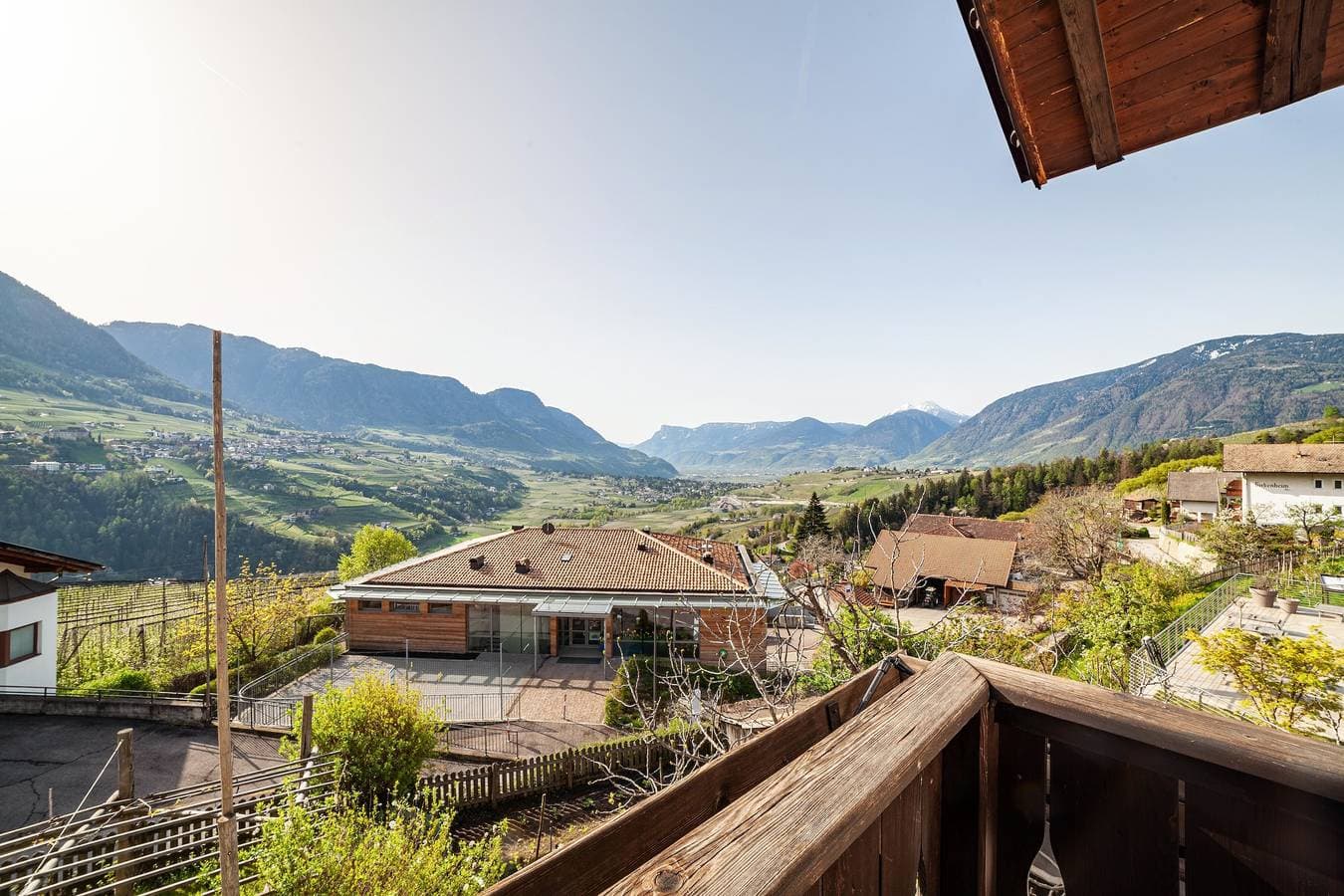 Foto 5 von 38: Ferienwohnung "Gasserhof Edelrot" mit Bergblick, Gemeinschaftspool und WLAN