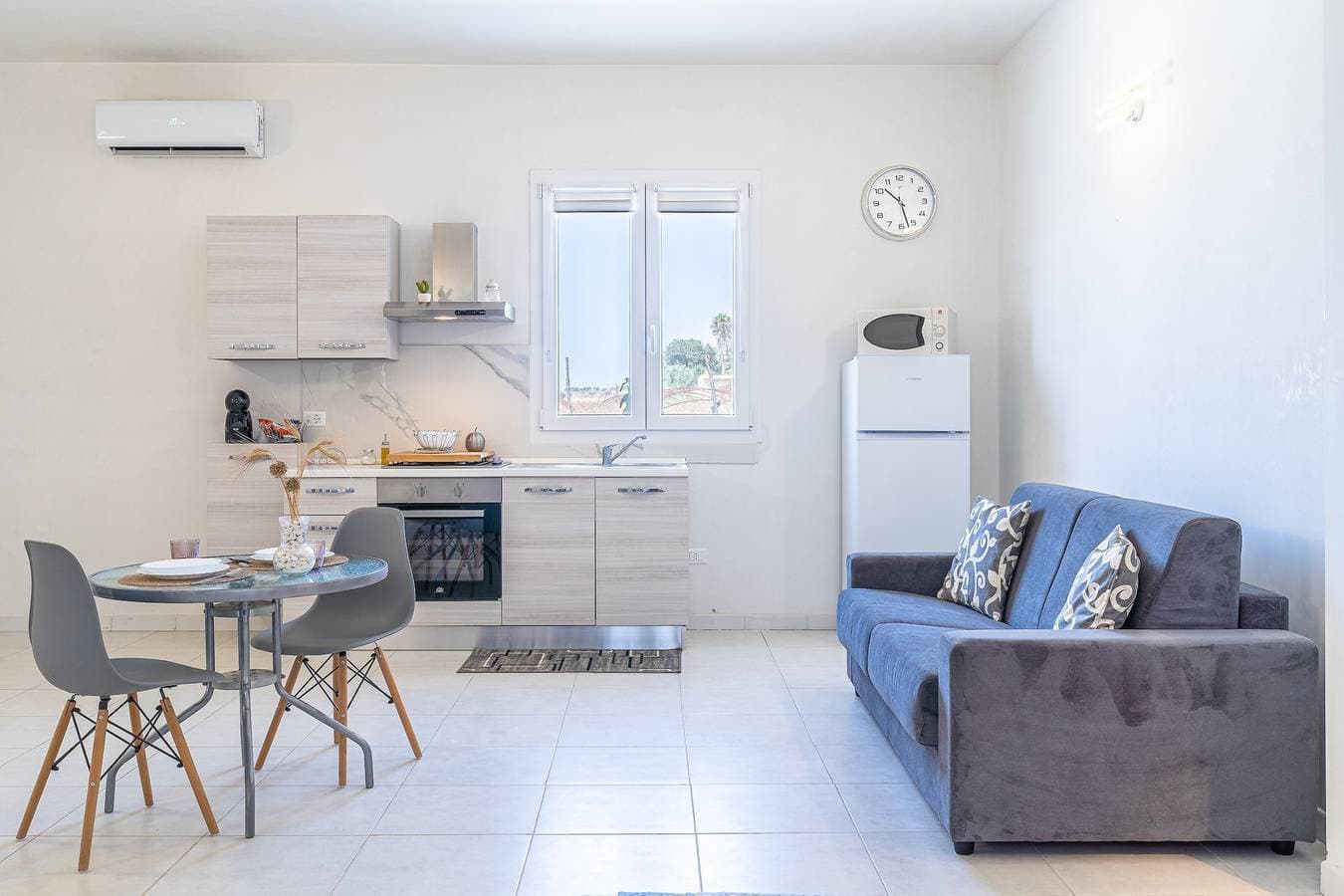 Foto 8 von 24: Ferienwohnung 'Incenso' mit Gemeinschaftsgarten und Klimaanlage