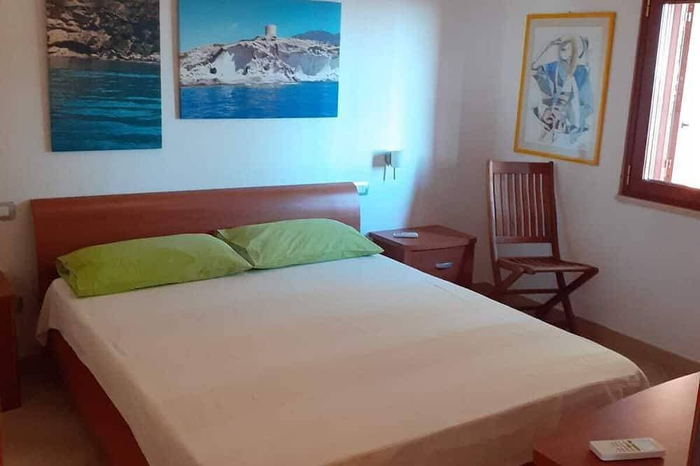 Foto 3 von 29: Villa Marina on the waterfront I.U.N. code