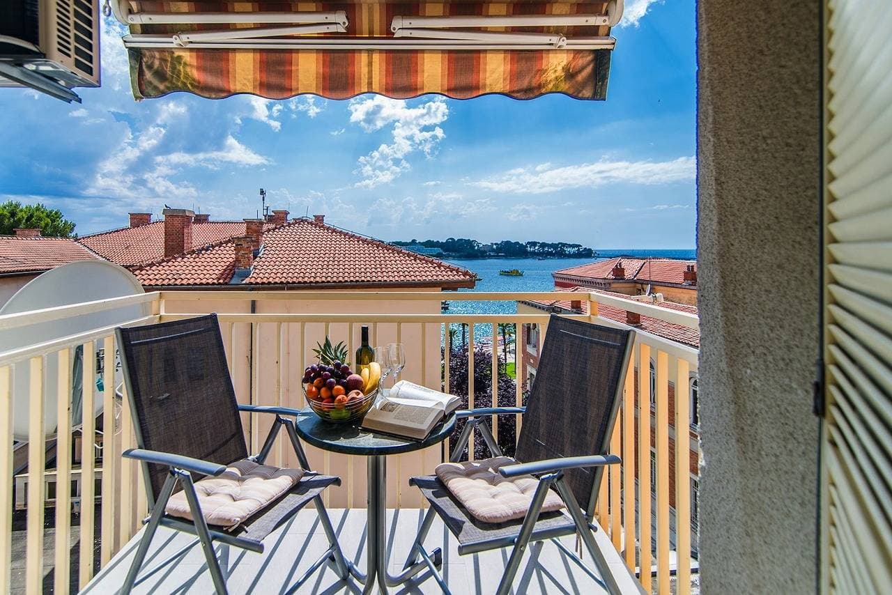Ferienwohnung Vesna mit Meerblick 1