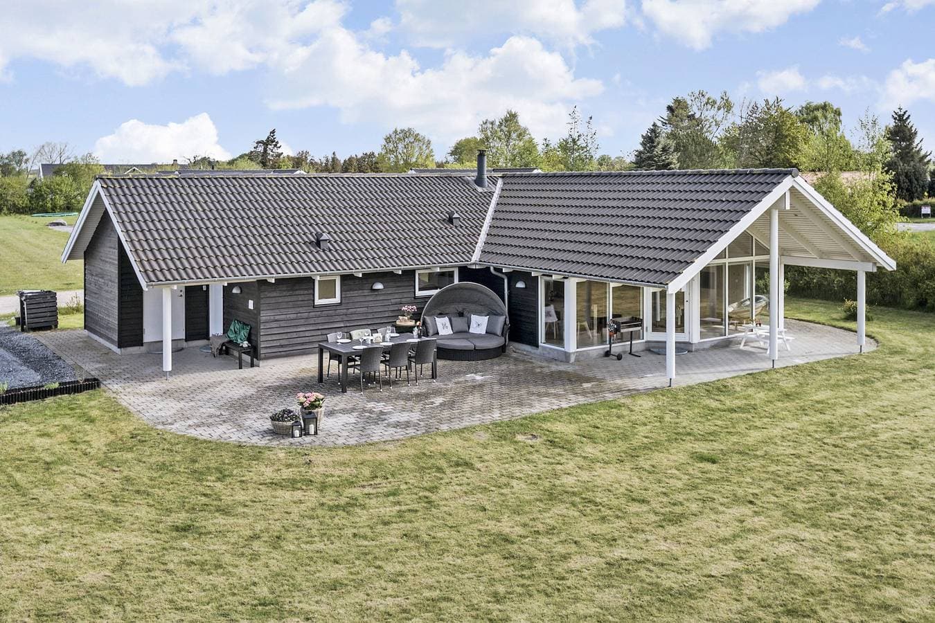 Familienfreundliches Luxus-Ferienhaus mit Spa 1