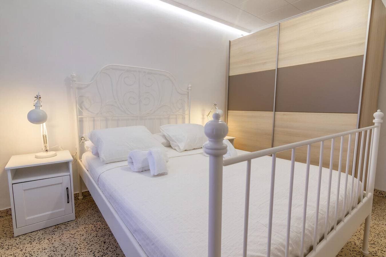 Foto 7 von 21: Ferienwohnung für 4 Personen mit Balkon