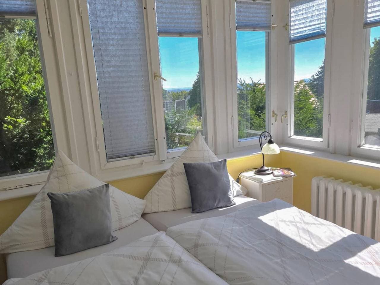 Foto 5 von 17: Ferienwohnung in Villa mit Garten in Blankenburg