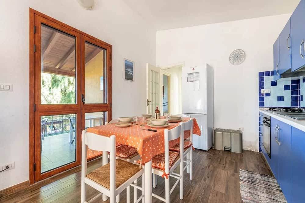 Herrliche und geräumige Villa in Capo Comino 1