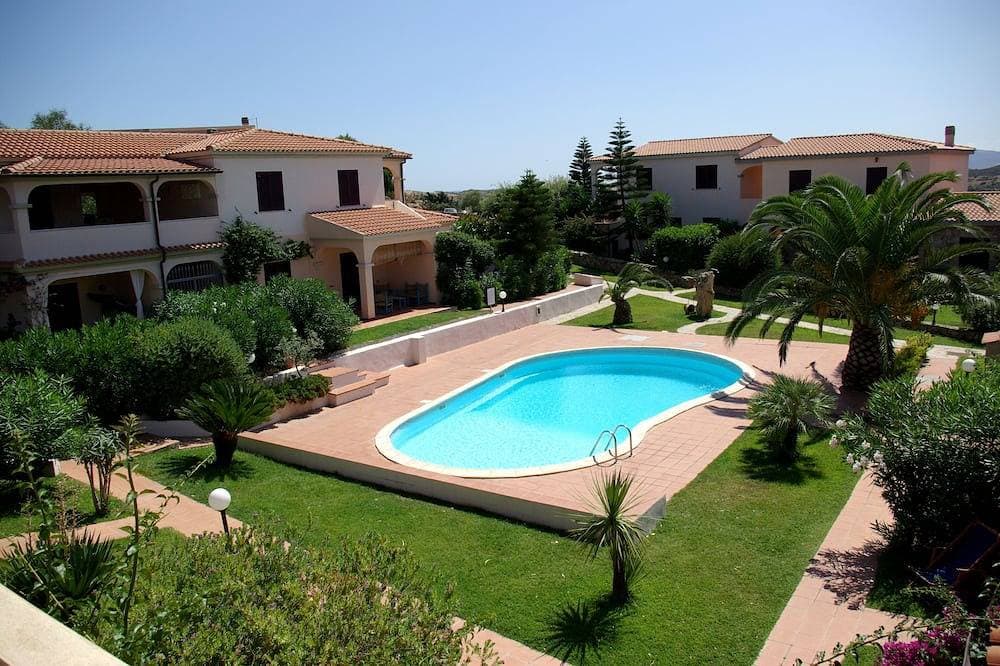 Foto 13 von 19: San Teodoro, Fantastic Wohnung mit Schwimmbad und großer Terrasse