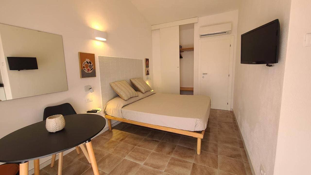 Foto 7 von 13: Studio with Sea View ( 2 Adults )