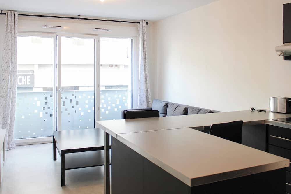 Foto 10 von 14: Charming modern 2-room apartment near Paris