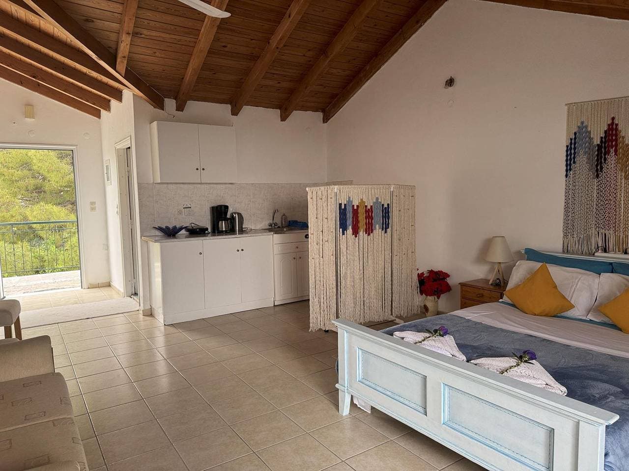 Foto 7 von 23: Ferienwohnung mit tollem Meerblick und Taverne vor der Haustür