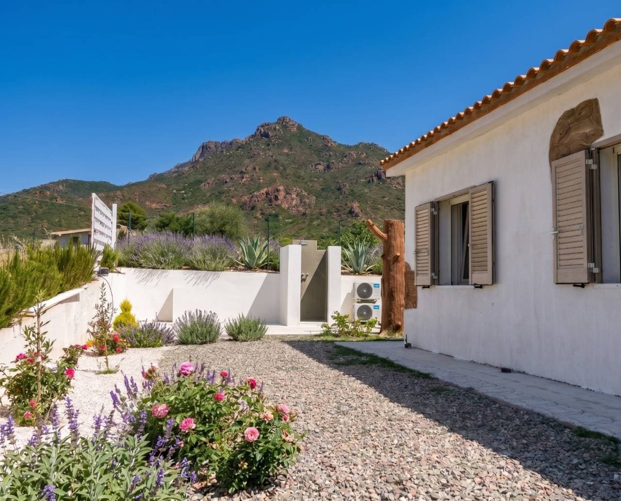 Foto 4 von 43: Villa Su Entu | with Garden close to the beach