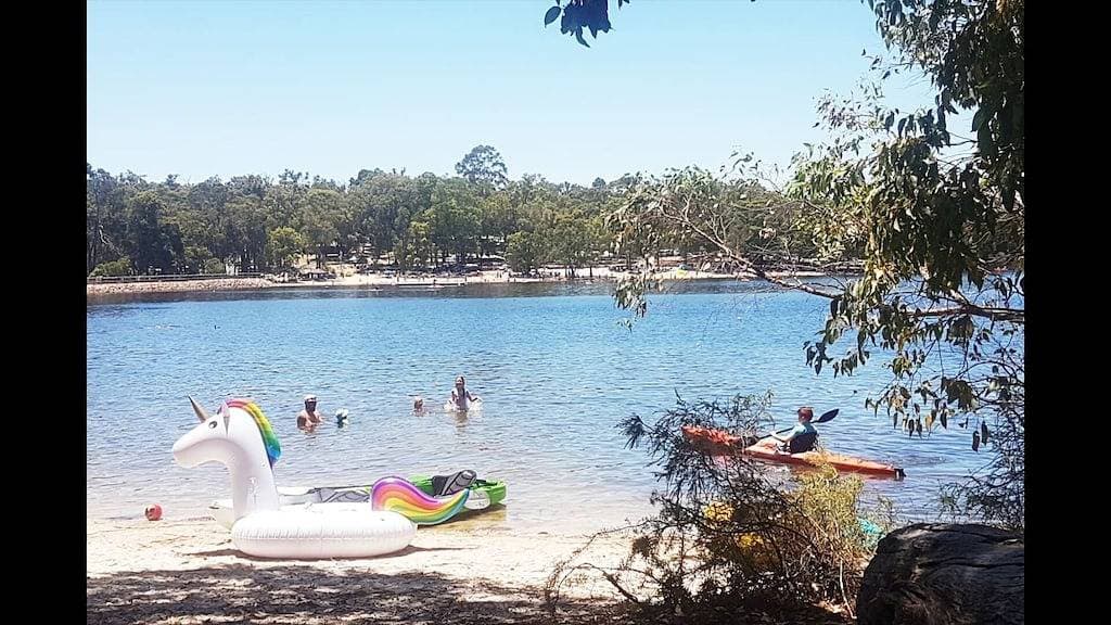 Chidlow, Lake Leschenaultia, Perth Hills, Spa und Sauna, Relax and Unwind 1