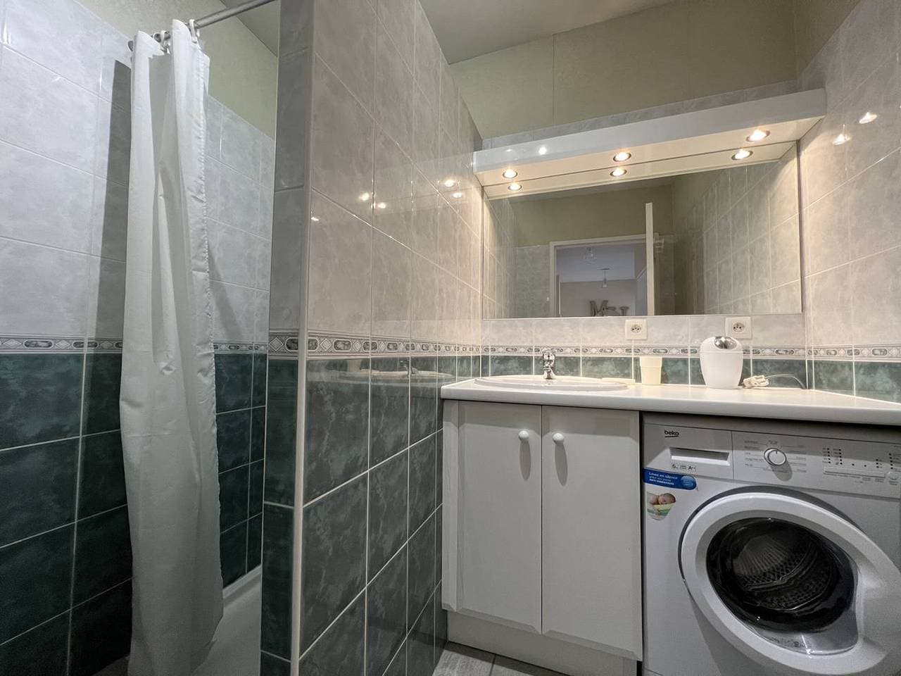 Foto 12 von 19: Erdgeschoss T2-Wohnung mit Terrasse, Parkplatz und WLAN in Cambo-les-Bains