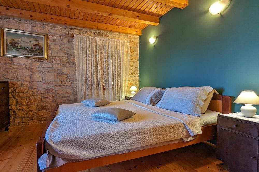 Foto 3 von 30: Ferienhaus mit Pool und wunderschöner Terrasse