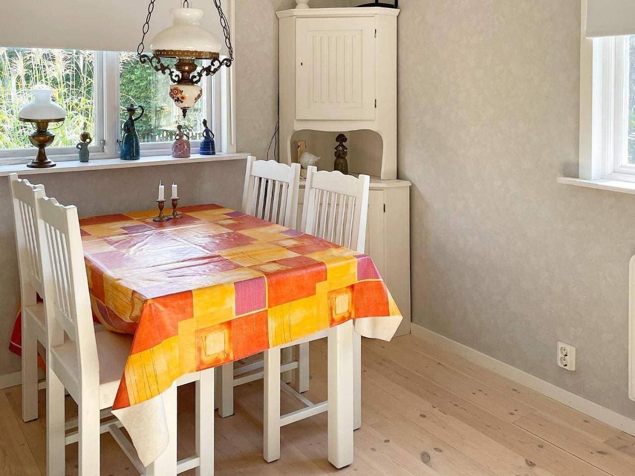 Foto 7 von 28: Two-Bedroom Holiday Home