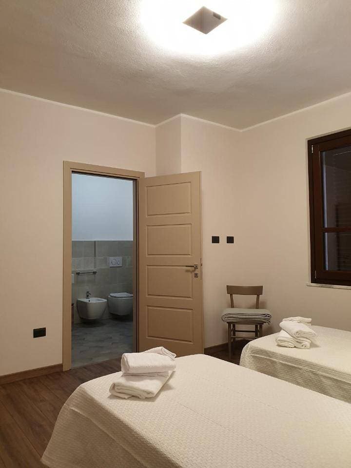 Foto 6 von 9: Double or Twin Room with Private Bathroom
