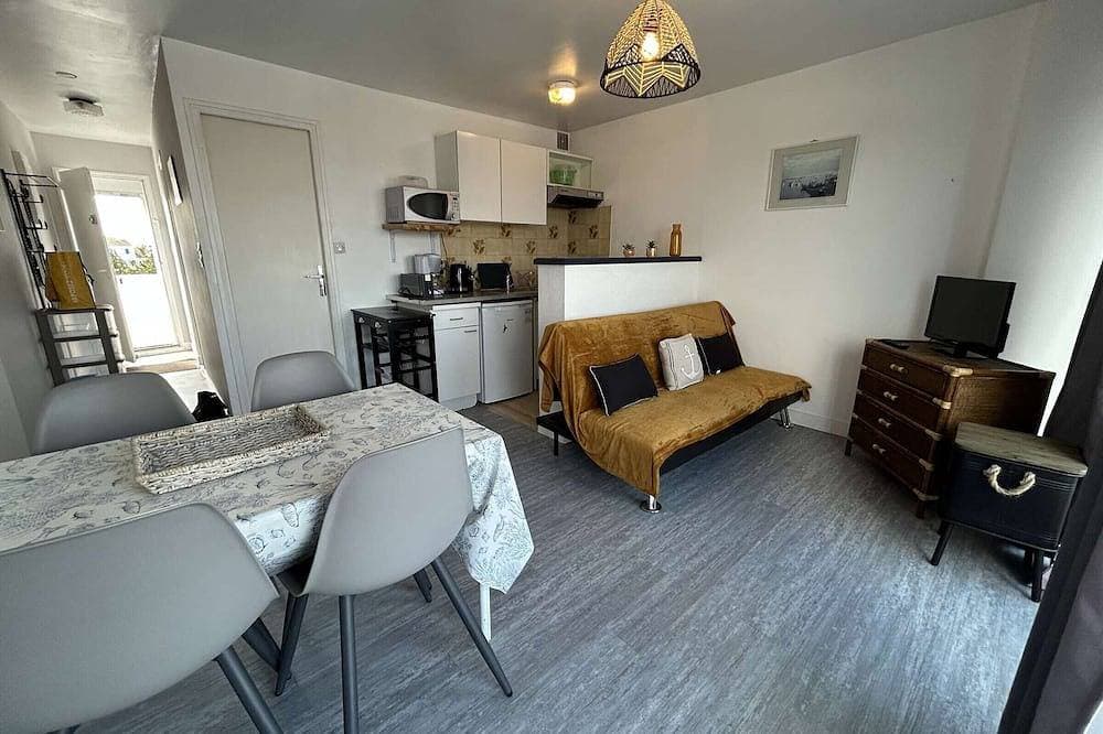 2-Zimmer-Wohnung mit Balkon, strandnah 1