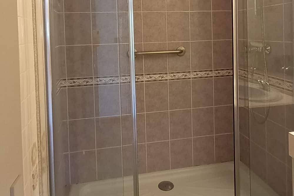 Foto 5 von 24: Terrace, Garden, Apartment 80m², mountain view, wifi, office