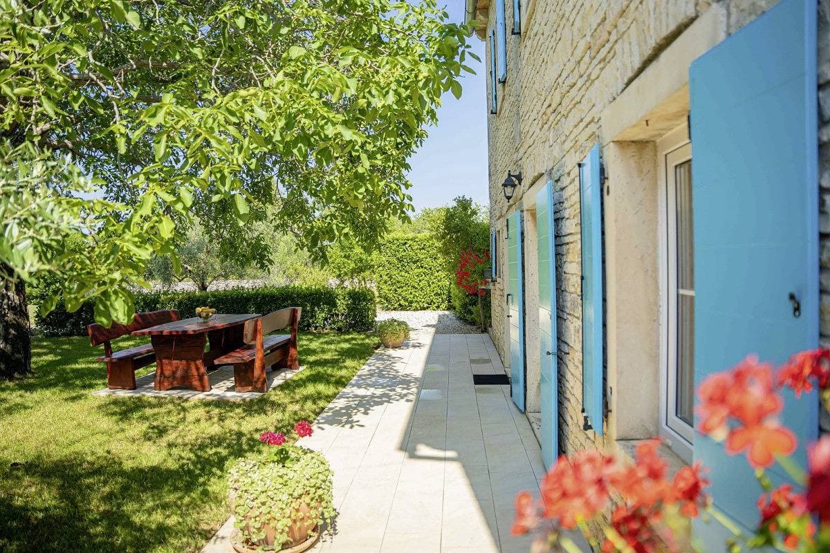 Foto 3 von 48: Ferienhaus Agricola * 2000 m2 Garten, privater Pool, Grill, WLAN