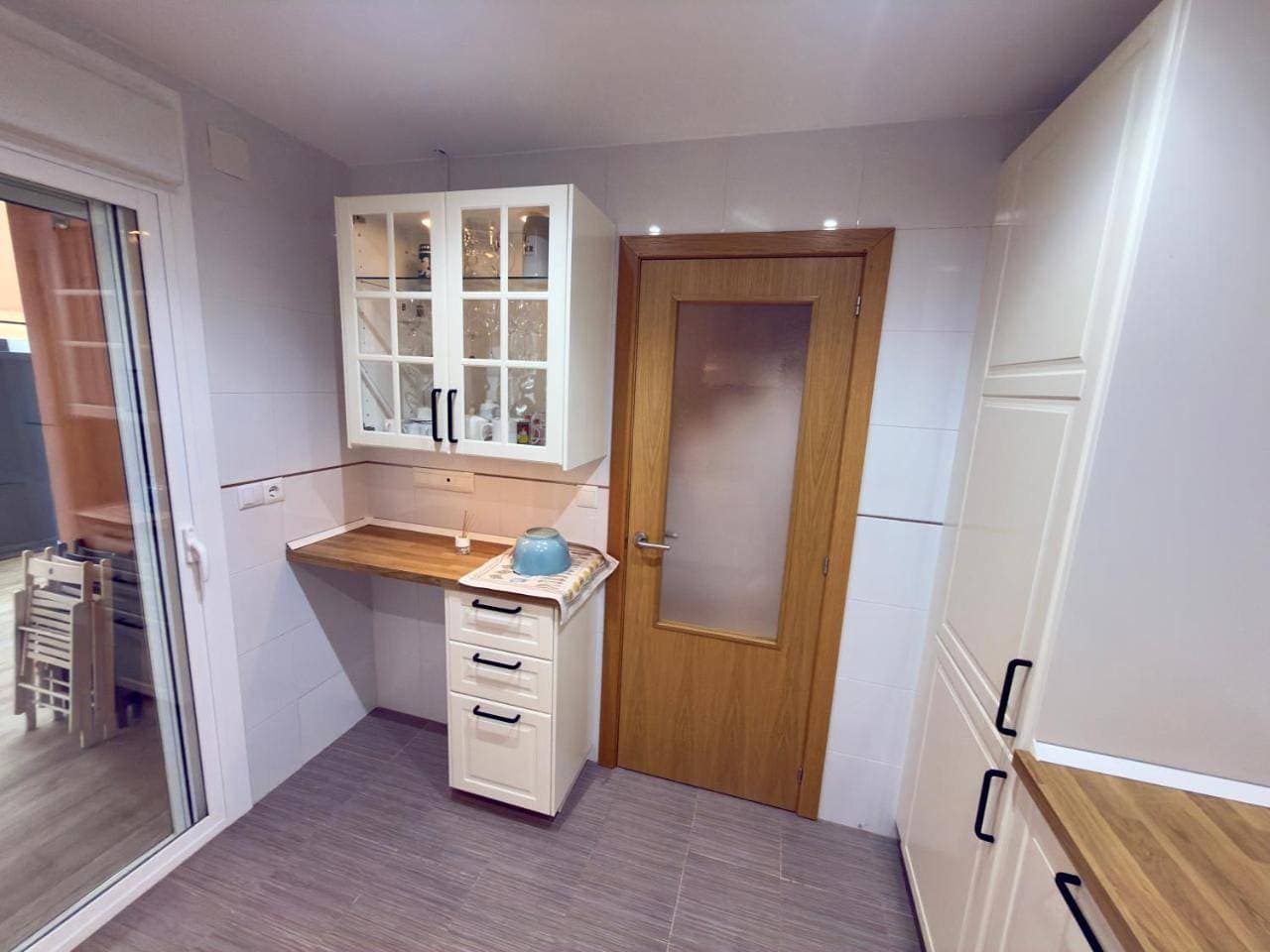 Foto 6 von 47: Three-Bedroom House