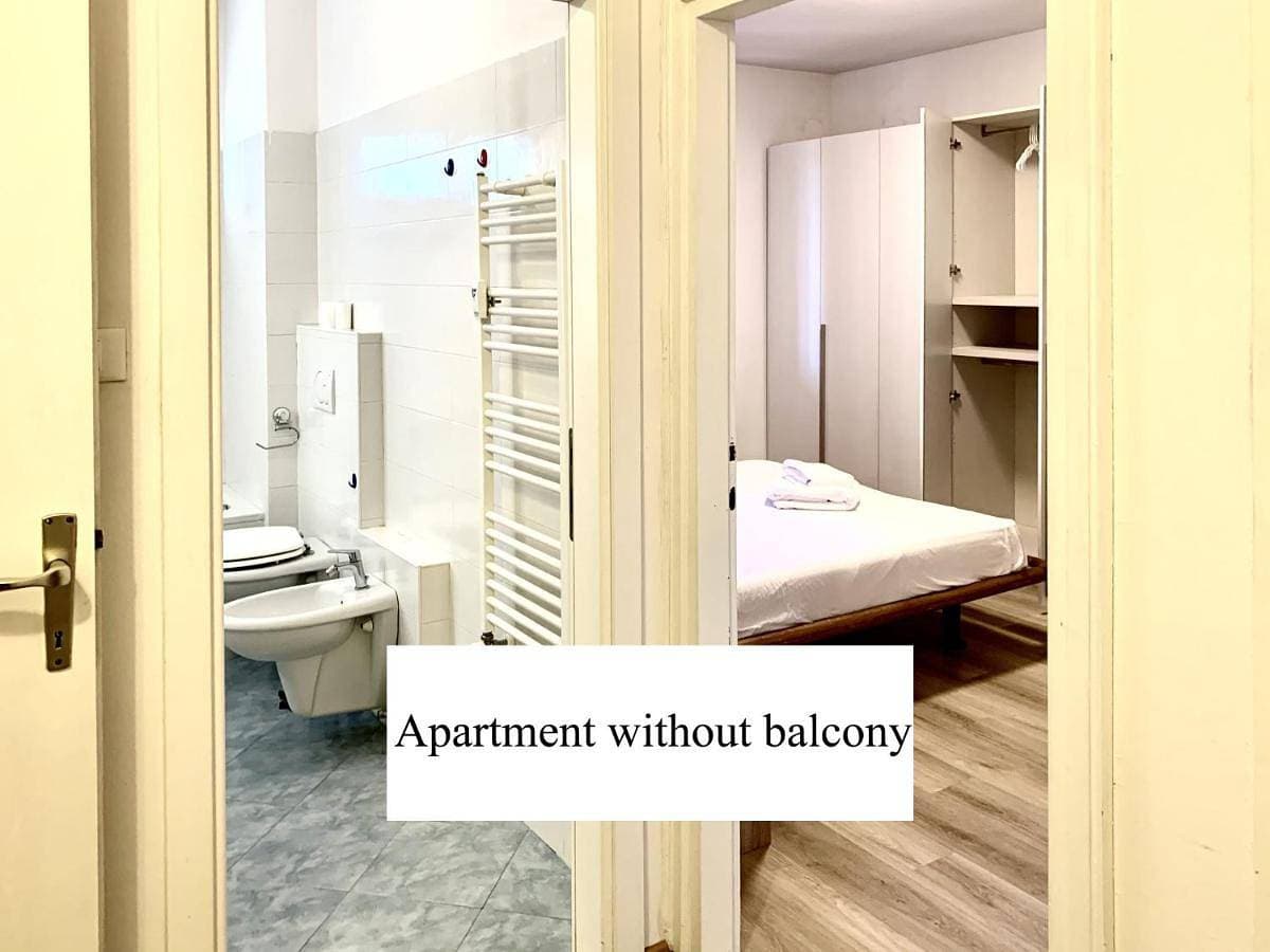 Foto 4 von 17: Two-Bedroom Apartment with Balcony