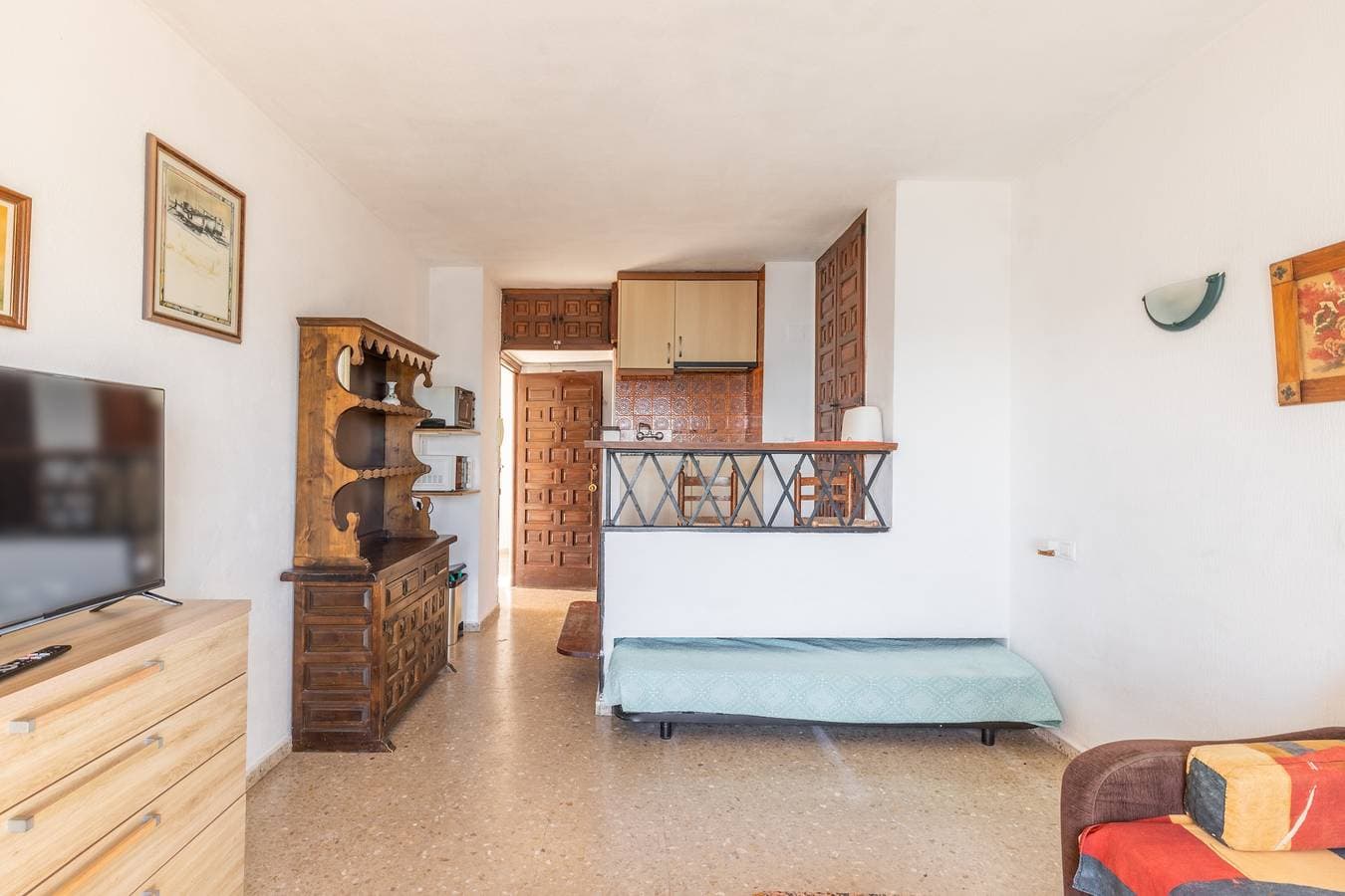 Foto 5 von 22: Studio-Apartment 'Calpe Primera Linea' mit Gemeinschaftspool, Balkon und WLAN