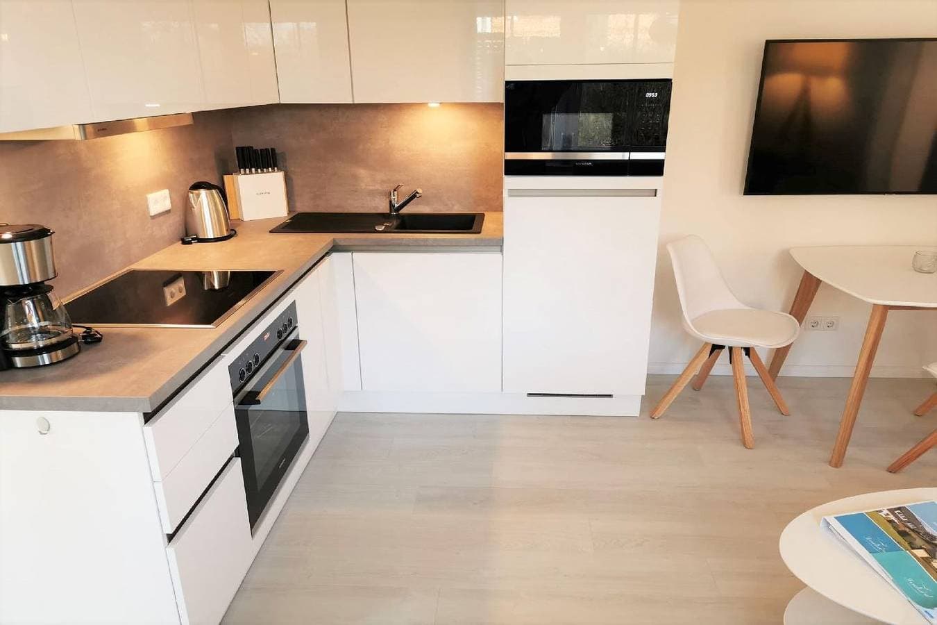 Foto 11 von 20: Moderne Ferienwohnung mit eigener Terrasse - Haus Inselwind FeWo MEERferien