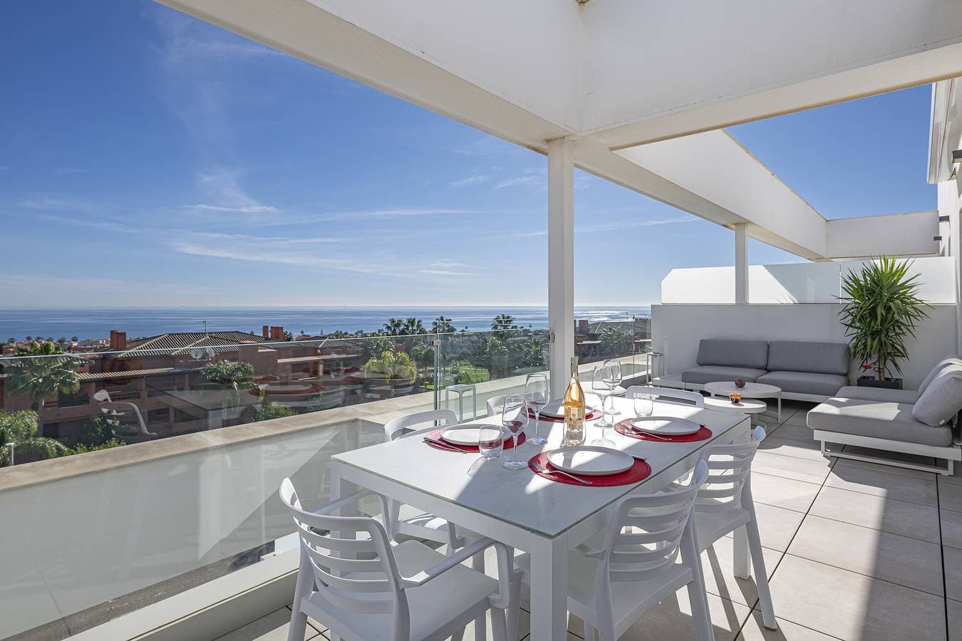 Luxury Penthouse with Seaview & Golf 5010 1