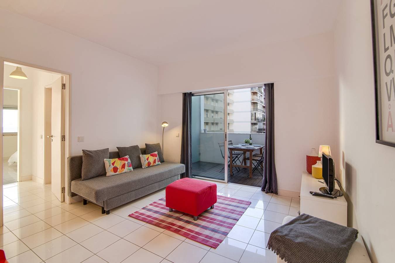 Foto 11 von 23: Moderne "Ferienwohnung am Meer" mit Meerblick, WLAN und Balkon
