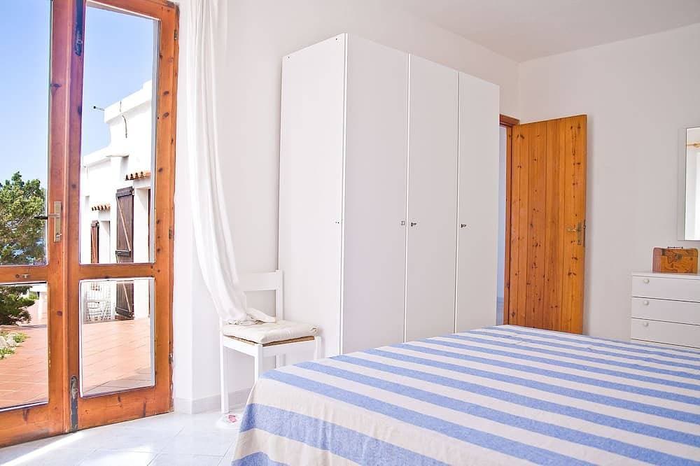 Foto 3 von 30: Fantastic front row villa with breathtaking sea view