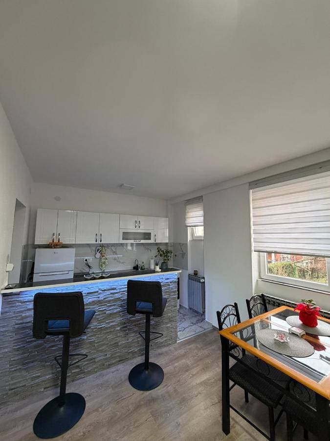 Foto 5 von 21: One-Bedroom Apartment