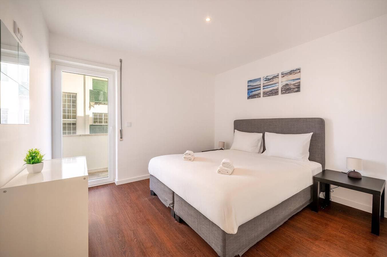 Foto 3 von 34: Ferienwohnung für 4 Personen mit Balkon