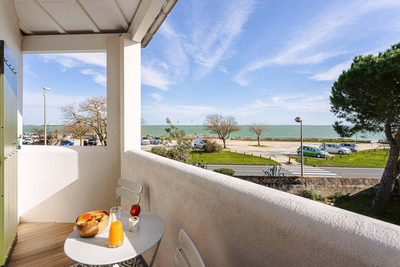 Foto 4 von 19: Studio Les Pins mit Meerblick, privater Terrasse und WLAN