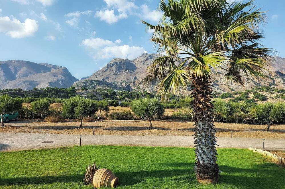 Foto 13 von 28: Dreamy South Villaresidenz mit Meerblick und Pool - Erdgeschoss