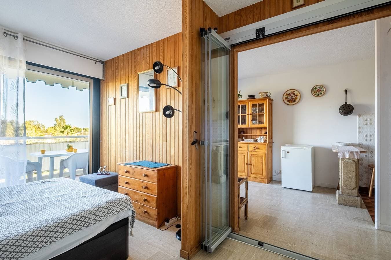 Foto 10 von 21: Apartment 'Pretty Flat in The Sun' mit Bergblick, Gemeinschaftspool und Klimaanlage