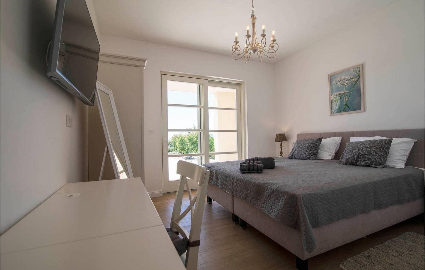 Foto 5 von 27: Gemütliche 1-Zimmer-Wohnung mit Pool, WLAN, Parkplatz und Waschmaschine