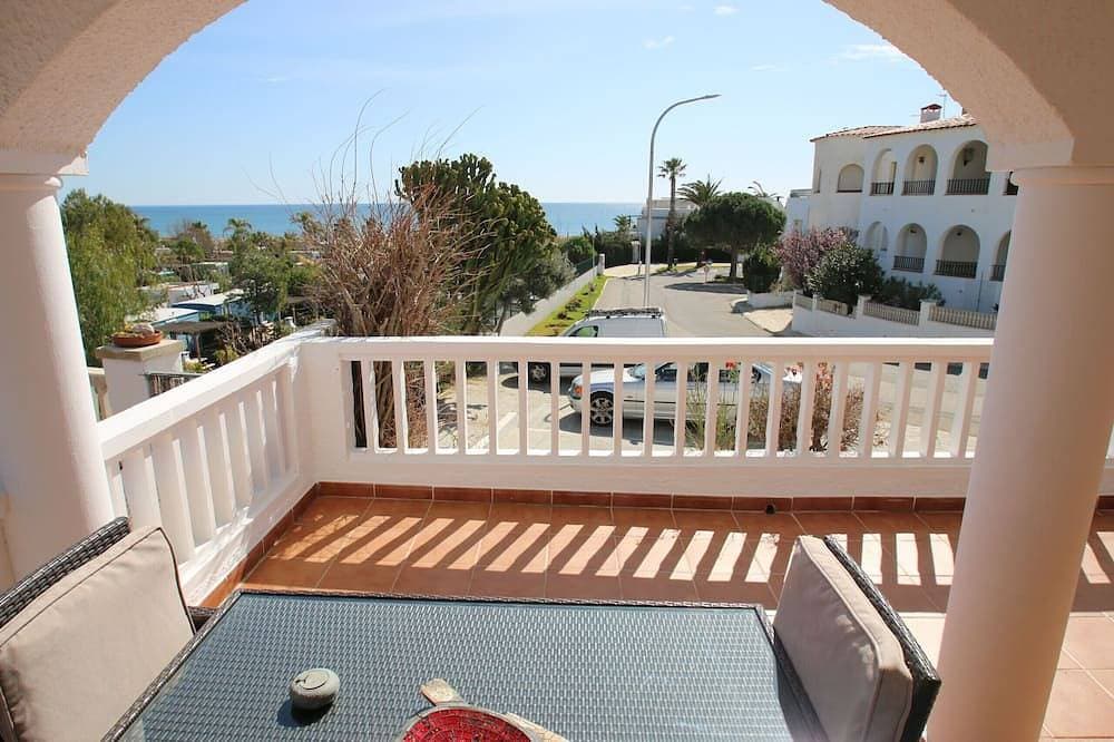 Casa Carmen 1 by Parc Mont-roig 1